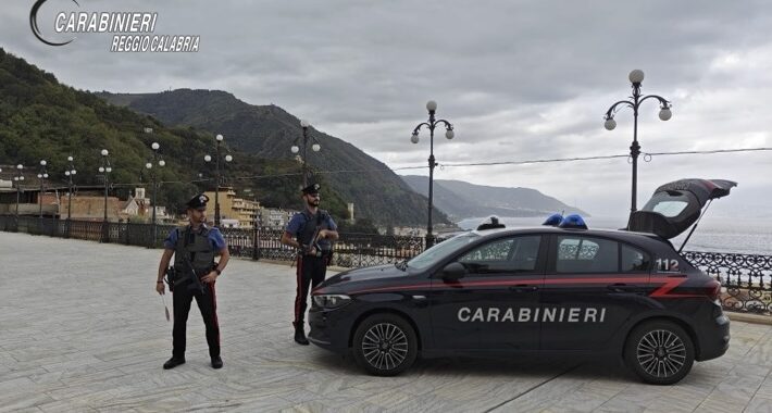 BAGNARA CALABRA Spacciavano sulla spiaggia. Un uomo e una donna finiscono in manette